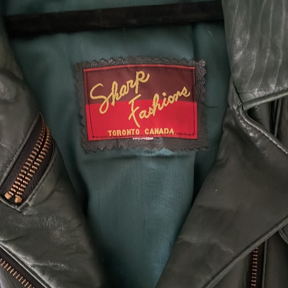 Thrifted leather jacket - Picture 2 of 3